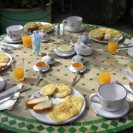 Appartement Agreable Avec 2 Tres Belles Terrasses Au Coeur De Rabat Buitenkant foto